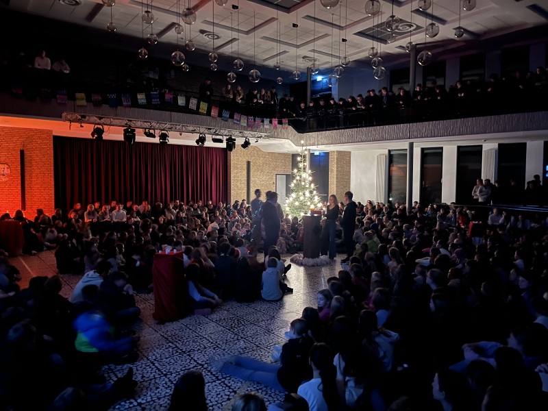 Adventsfeier in der Aula