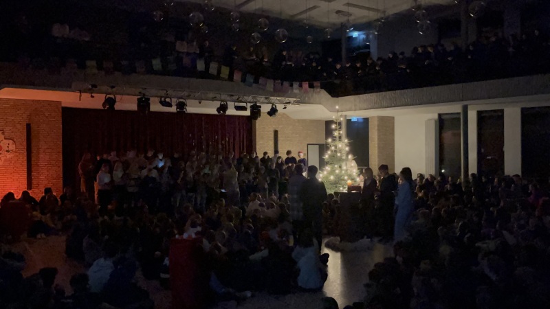 Adventsfeier in der Aula