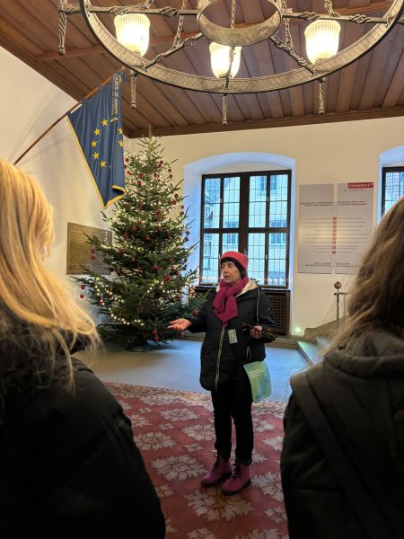 Ende der Stadtführung im Rathaus