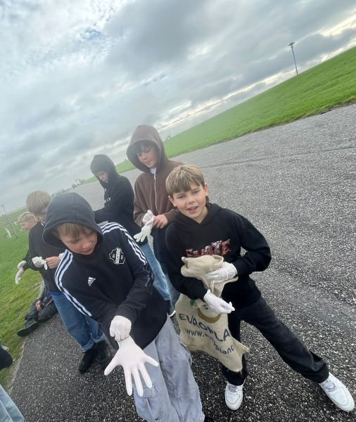 Umweltaktion am Strand