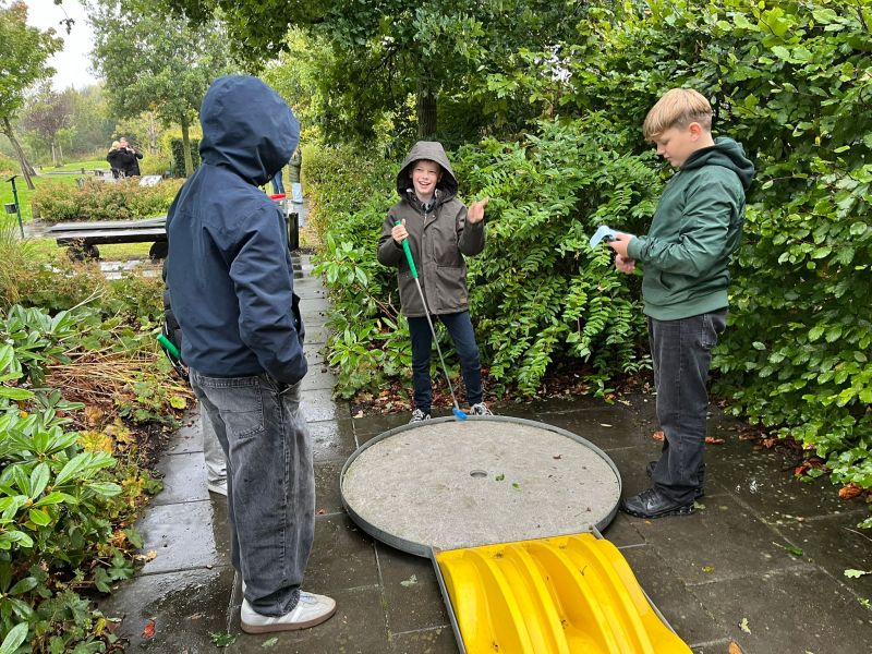 Die 6a bei einer Partie Minigolf