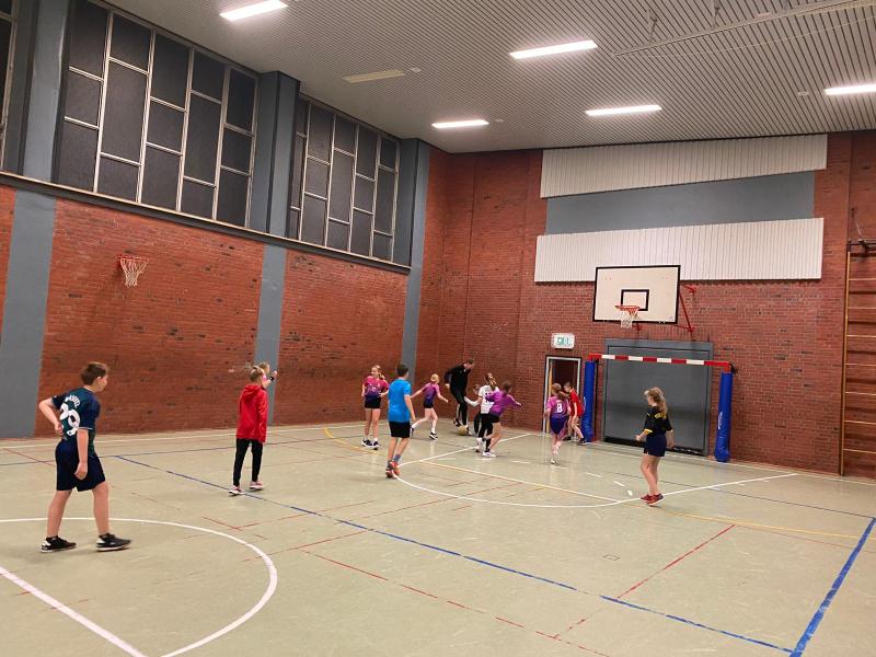 Auspowern in der Sporthalle