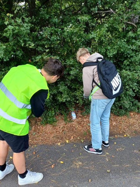 Müllsammelaktion der TG Heskamp