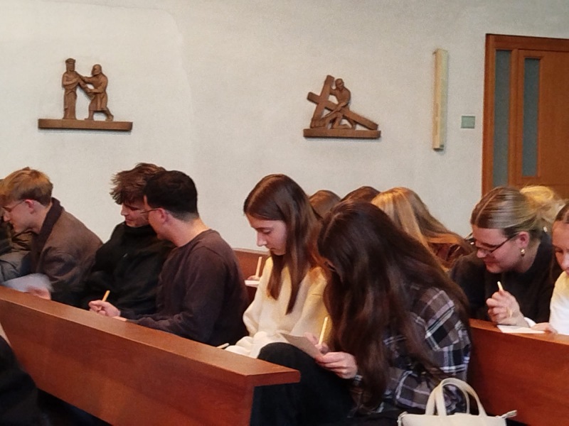 Andacht in der Klosterkirche