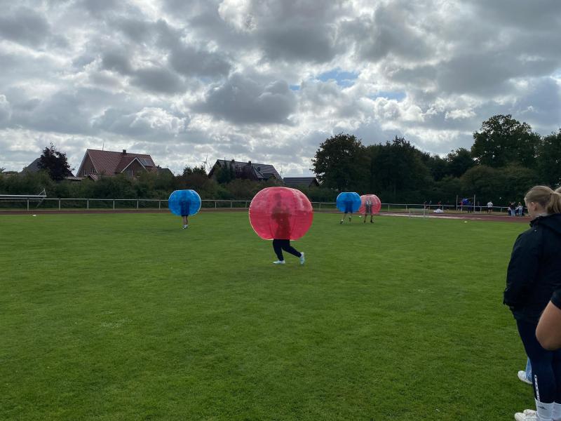 "Bubblefußball" in der Oberstufe