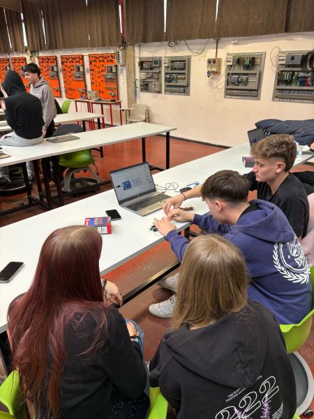 Gemeinsame Projektarbeit in der Partnerschule
